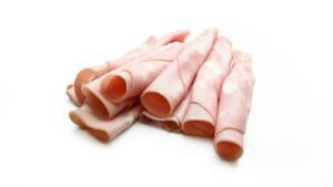 Otestovali jsme balené šunky ze supermarketů. Vítěz vyšel jednoznačný a koupíte ho všude