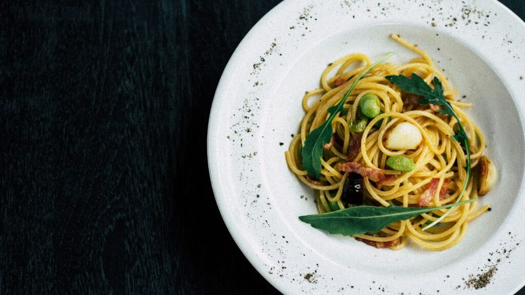 photo of cooked pasta on plate