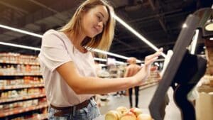 Lidl zavádí nová pravidla: Tyto skupiny zákazníků již nesmějí používat samoobslužné pokladny