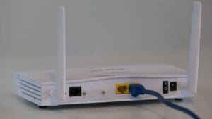Wifi routery s „anténami“ končí. Nahradí je výkonnější zařízení, které si vystavíte jako dekoraci