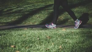 Ani chůze, ani plavání: podle vědců je po šedesátce nejlepší jiný sport
